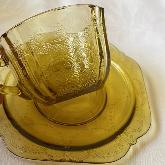VTG 1930’s Federal Glass Recollection Madrid pattern Golden Glow Cup & Saucer - Picture 7 of 7